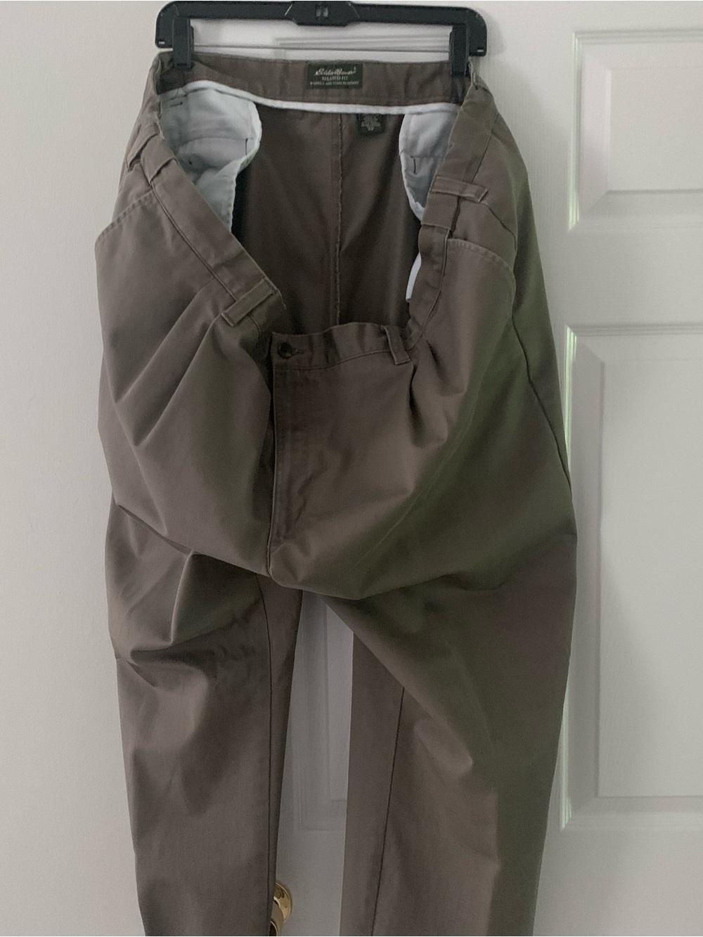 Eddie Bauer Olive Brown Men's Chino Pants